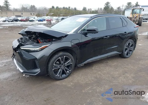 2023 Toyota Bz4X Limited z USA, uszkodzony, nr VIN JTMABABA4PA001876